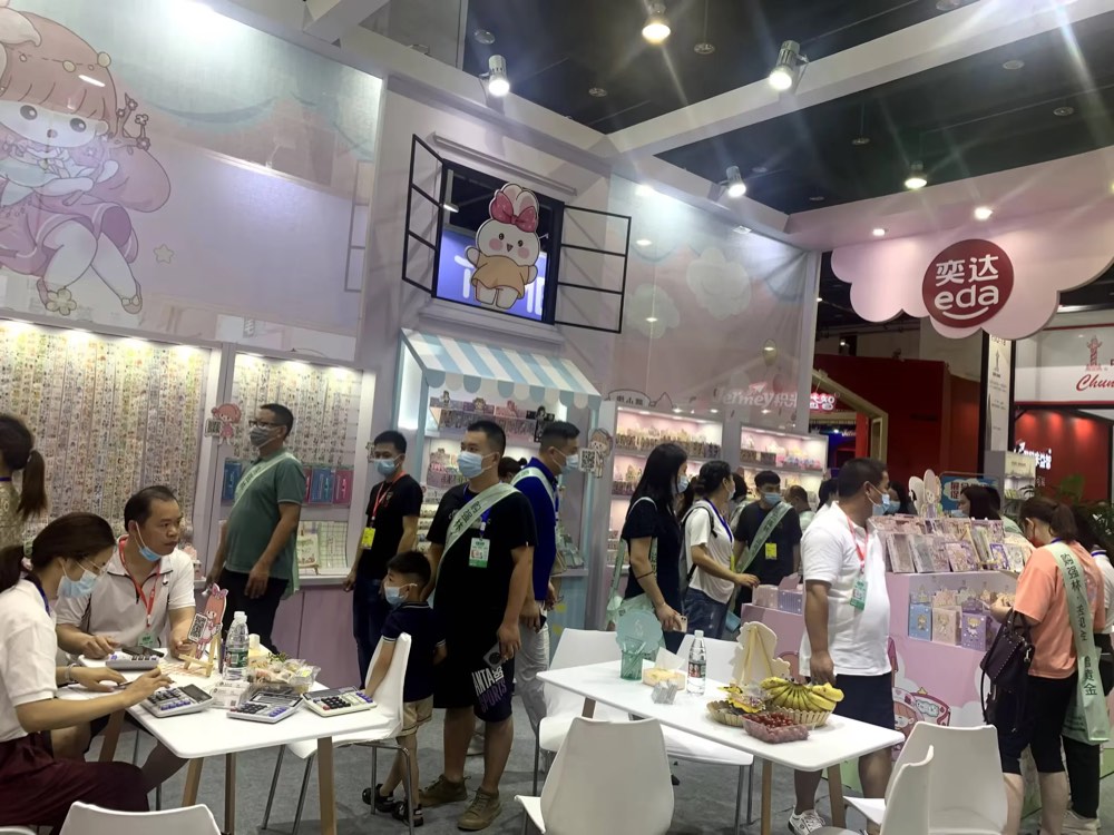 来場者でにぎわうEDAの展示会ブース